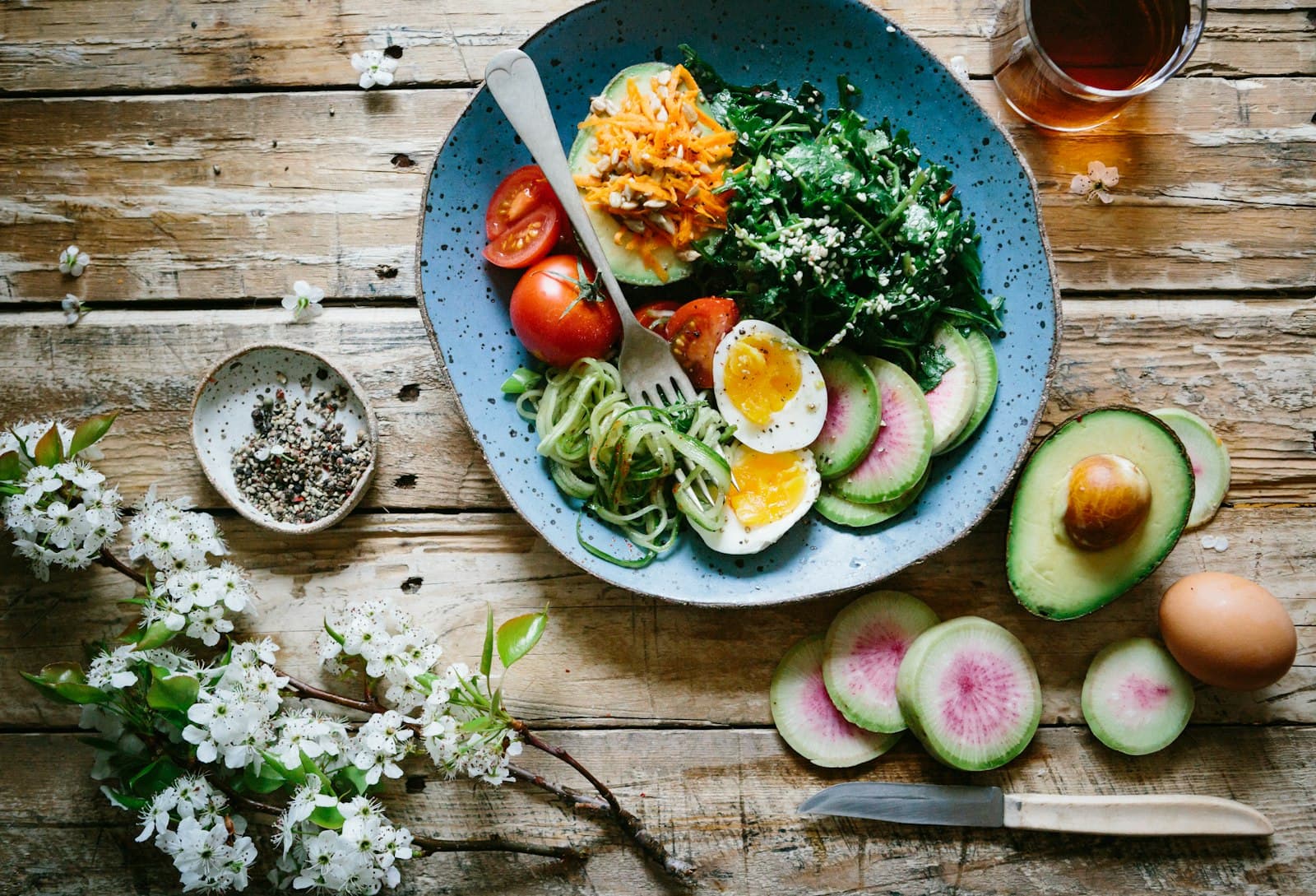 Salad and bowl menu with visible nutrition details